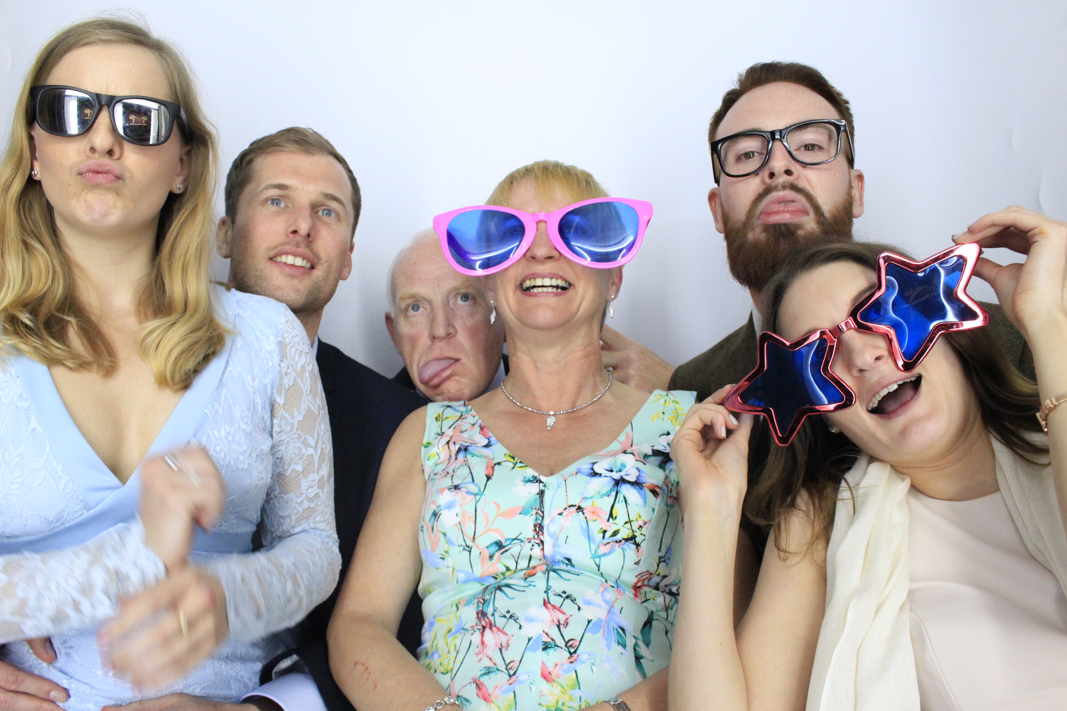 Andy and Emma's Wedding | View more photos from the event at gallery.myphotoboothexperience.co.uk/u/MyPhotoBoothExperienceLtd/Andy-and-Emmas-Wedding